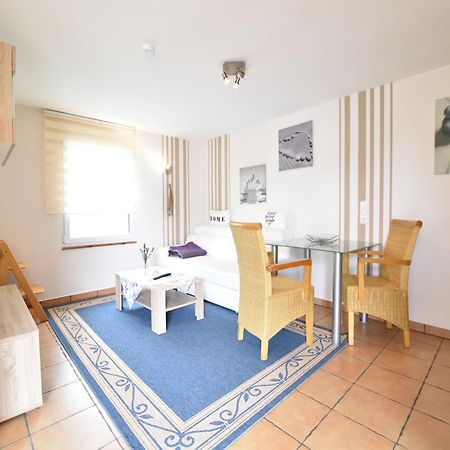 Boutique Bungalow In Insel Poel With Terrace Екстериор снимка